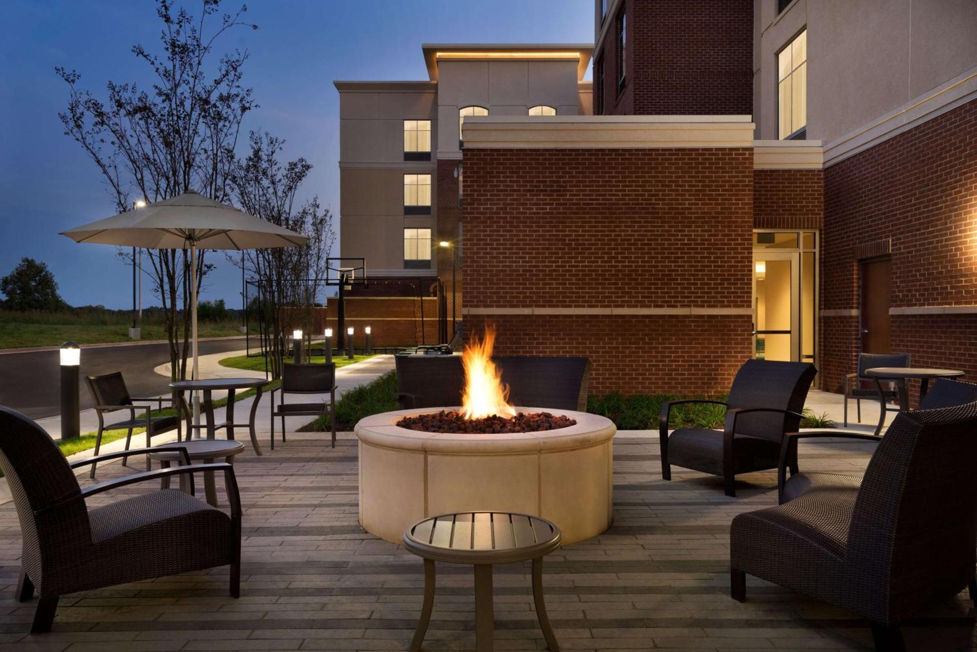 Homewood Suites By Hilton Memphis - Саутхейвън Екстериор снимка